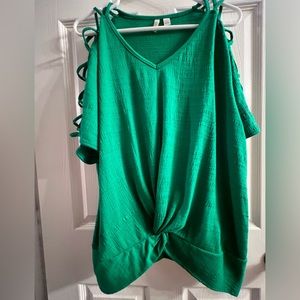 Make an offer! 18/20 Cato short sleeve shirt. Cold shoulder Crisscross pattern.